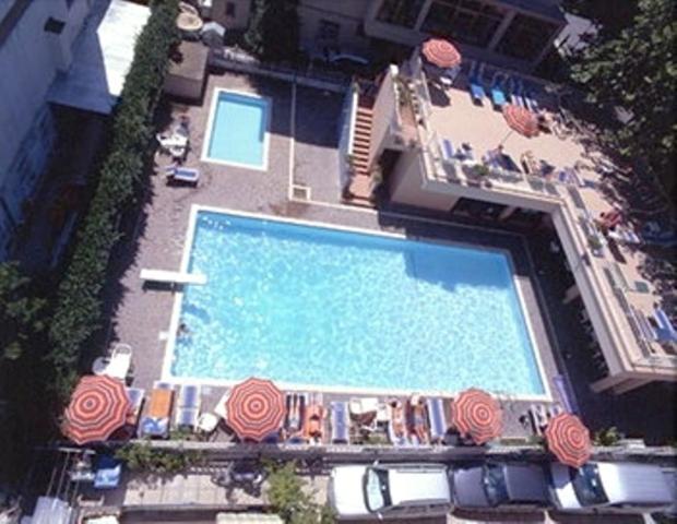 Hotel Susy Ривадзурра Экстерьер фото