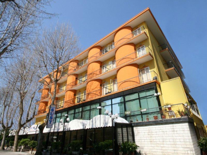 Hotel Susy Ривадзурра Экстерьер фото